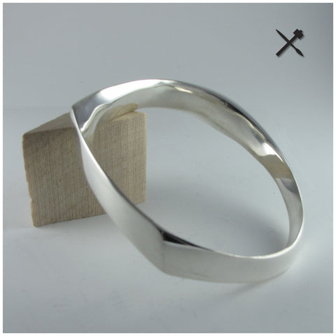 Bangle, Asymetric 3, Sterling 79g...big and bold