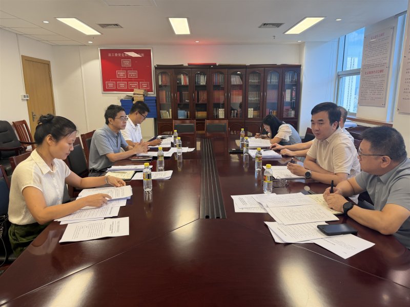 民盟海南省委会副主委税军率队赴省人大